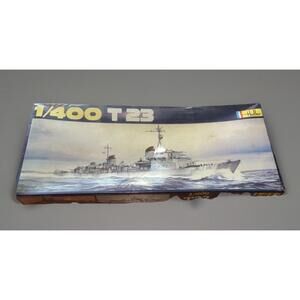 Pre Owned Vintage T23 Heller No. 1031 1:400 Scale  Sealed In Plastic